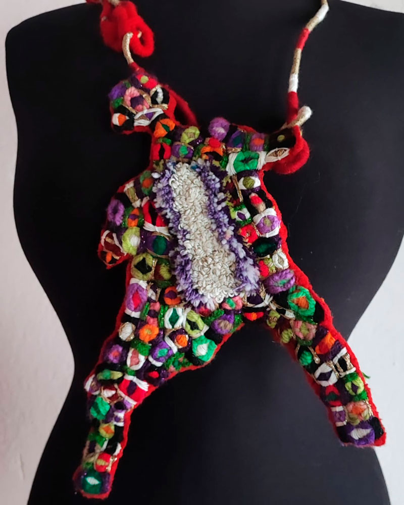 Collar joyería contemporánea